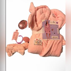 Just Be Pink Robe and Spa Bundle